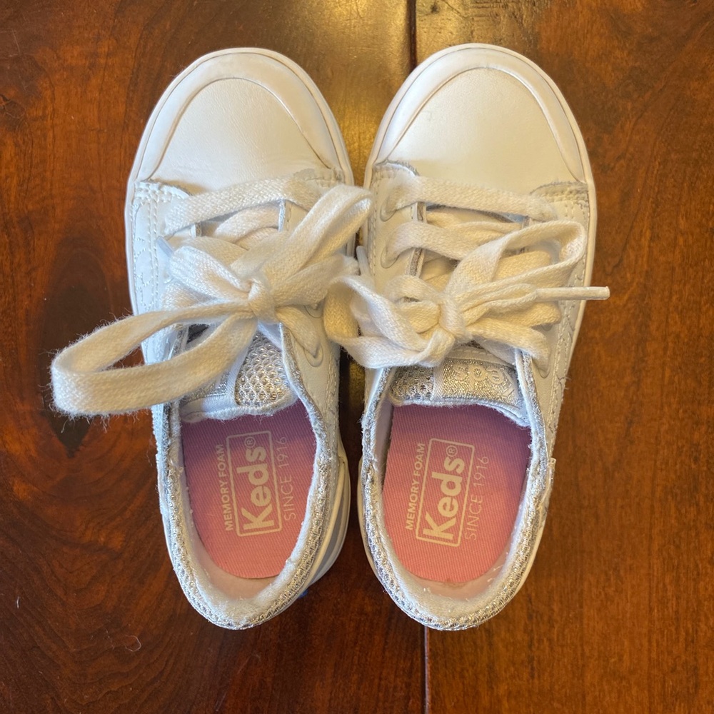 Sneakers (toddler size 7)